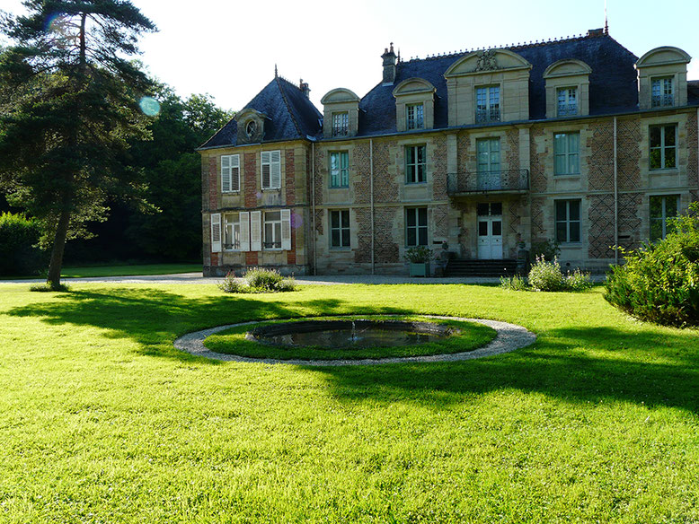 Maison et parc de La Grange aux Champs à Nettancourt