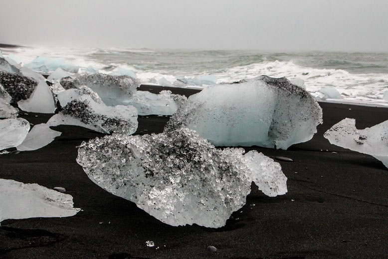 Daimond Beach, Island