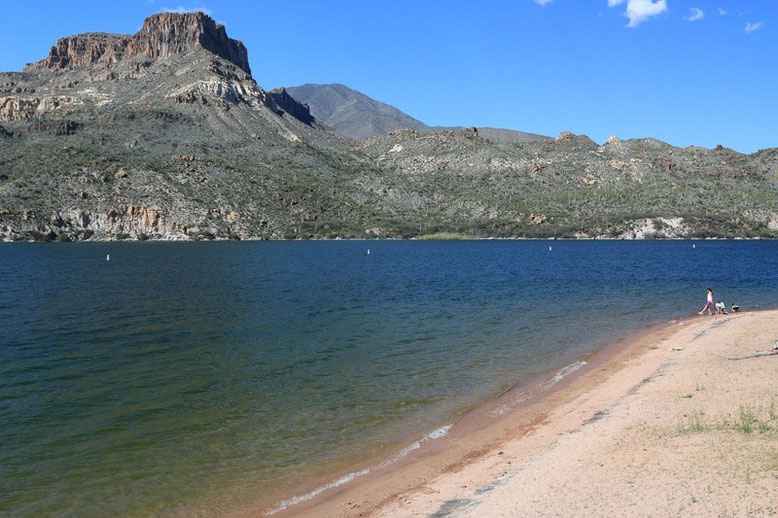 Apache Trail, Apache Lake, Beach