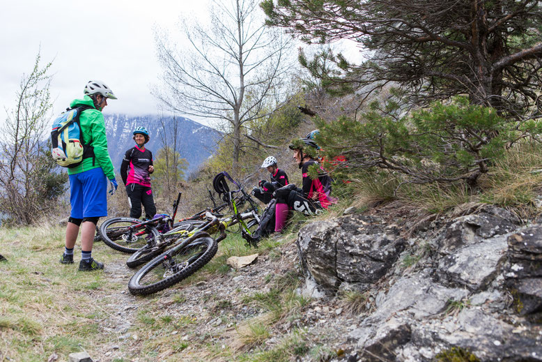 Happy Faces auf den Trails im Wallis - Foto von Giorgia Müller