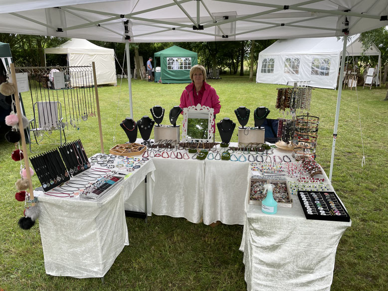 Kunsthandwerkermarkt Und Erntedank Kreative Kunst Und Gesunde