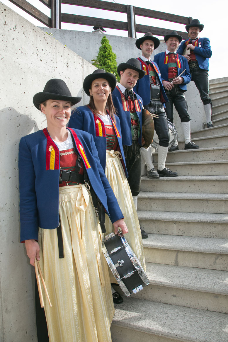 (Julia Kleinheinz), Maria Senn, (David Kleinheinz), Daniel Nothdurfter, Peter Tiefenbrunn, Markus Senn, nicht im Bild: Moritz Pfandler