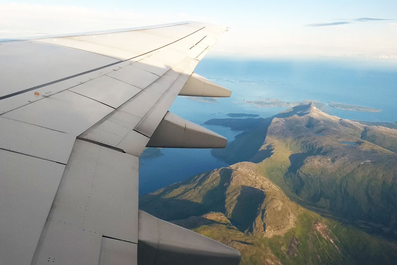 From Tromso to the Lofoten Islands - Flying from Bodo to Oslo