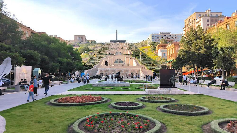 Il Cascade Complex a Yerevan, Armenia (photo by Gabriele Ferrando - LA MIA ASIA)