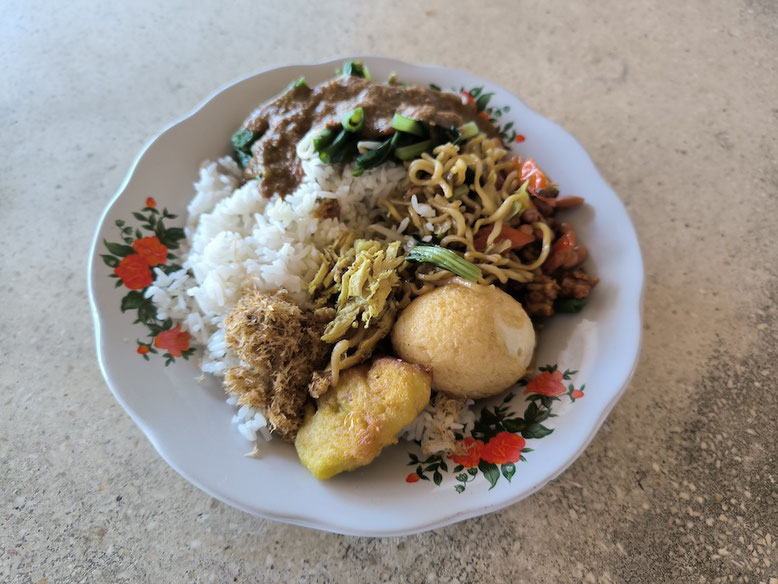 Dove mangiare a Nusa Lembongan. Warung Bu Edi