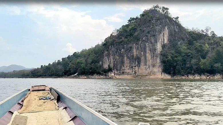 Pak Ou Caves a Luang Prabang, LAOS (photo by Gabriele Ferrando - LA MIA ASIA)