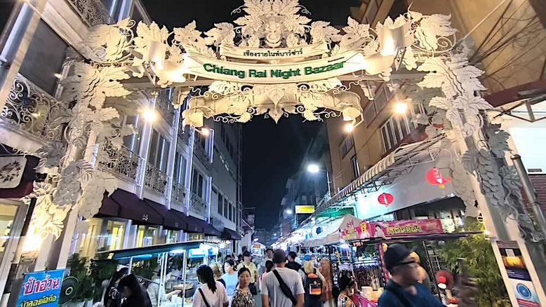 Chiang Rai Night bazaar