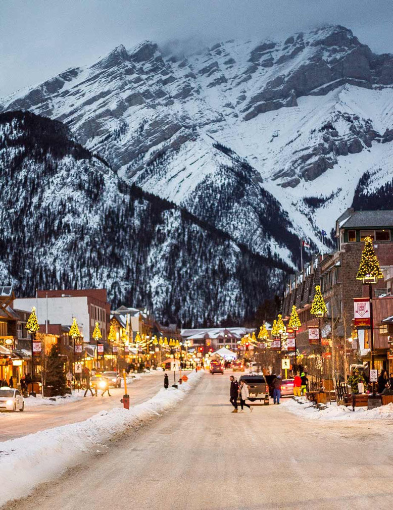 Banff Cascade Mountain winter