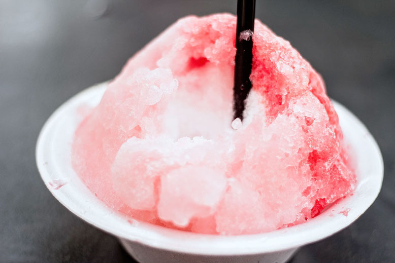 My cup of shave ice with watermelon and lychee flavours.