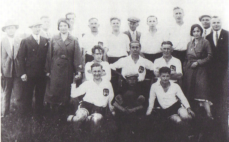 Die 1.Männermannschaft der SVC nach den Aufstiegsspielen