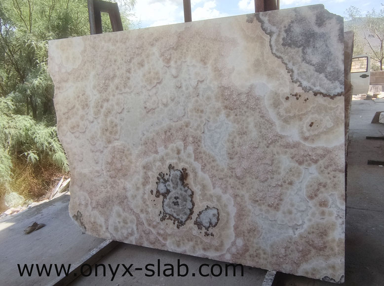 plancha-de-onix-lamina-de-onix-pisos-de-onix-lamparas-de-onix-tabla-de-onix-comedores-de-onix-placa-de-onix