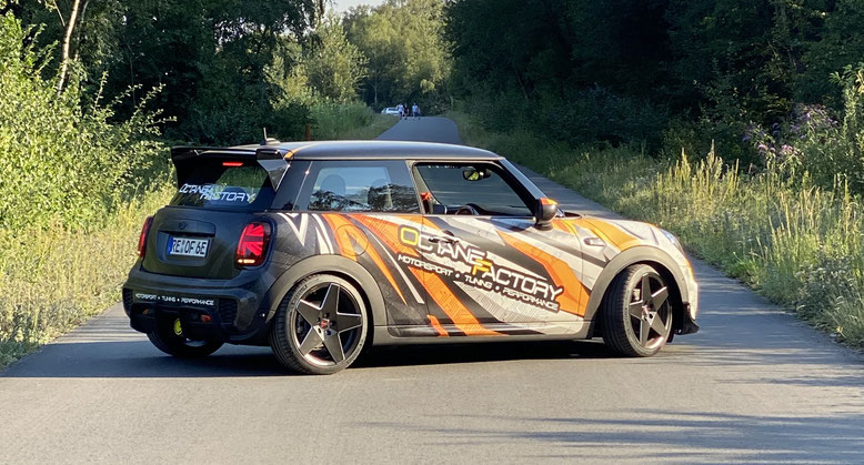 Galerie Octanefactory Mini Tuning Shop