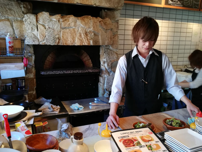 調理師の酒井翔太郎さん