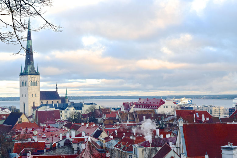 Winter Break in Tallinn, Estonia - What to Do and See - Kohtuotsa Viewing Platform