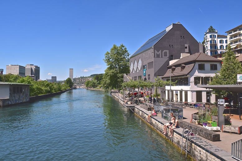 Unique and Cool Things to Do in Zurich, Switzerland - Limmat River