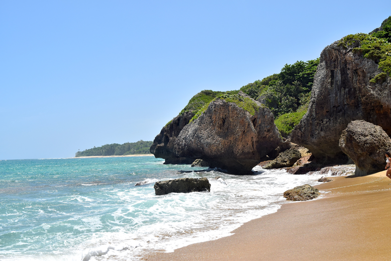 Is it Worth to Go to Puerto Rico - Cueva Survival Beach