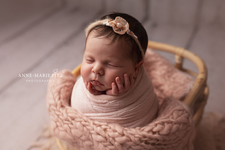 photographe naissance bebe Sarreguemines Metz Strasbourg