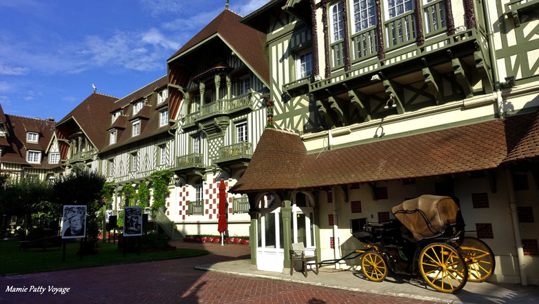 Cour intérieure, Hôtel Normandy, Deauville