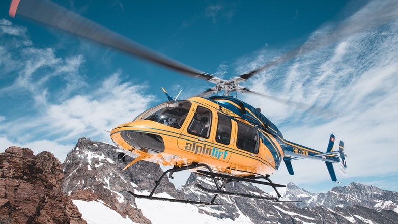 Elite Flights, Bell 407 GX, HB-ZNW Alpenrundflug mit Gletscherlandung ab Buochs, Petersgrat