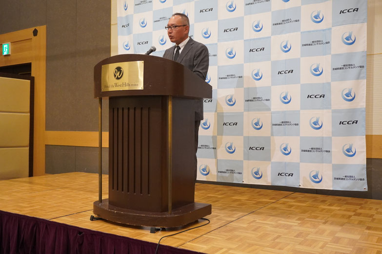 1.小林総務副部会長