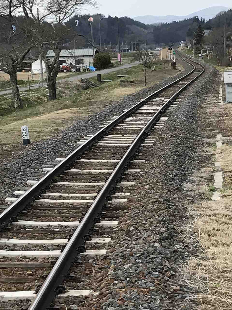 夏井駅から小野町方面に続く線路