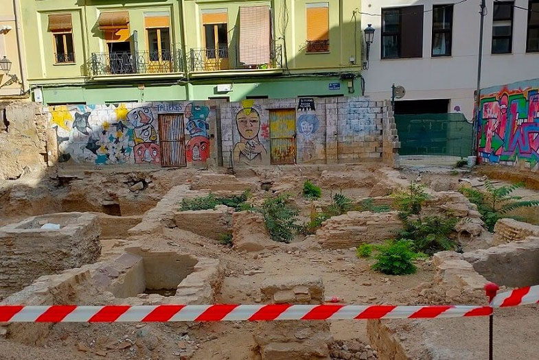 Excavación  de unas ruinas encontradas en Ciudat Vella en Valencia Capital, pueden ser romanas, árabes, visigodas…