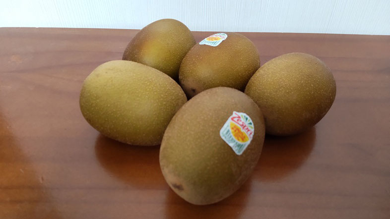 「まごころいなりと果物」