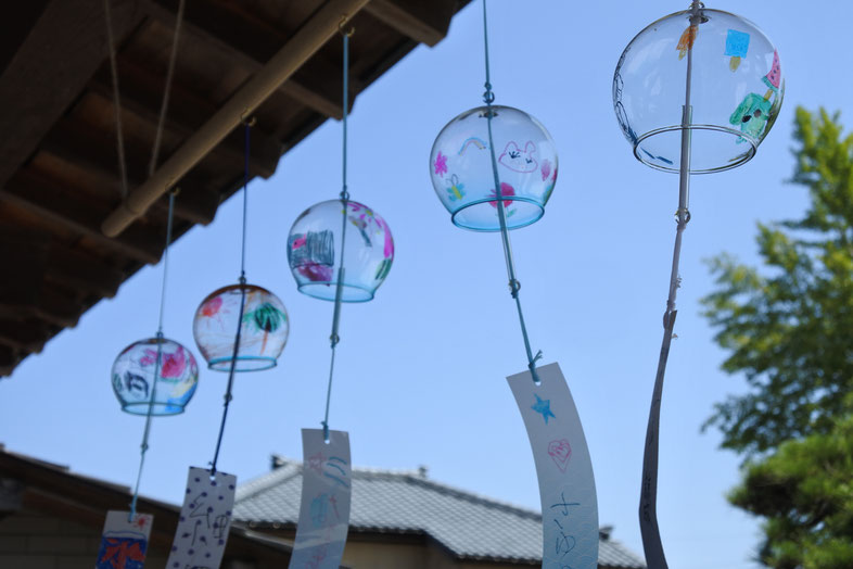 風鈴絵付けとスライム作り 真宗佛光寺派