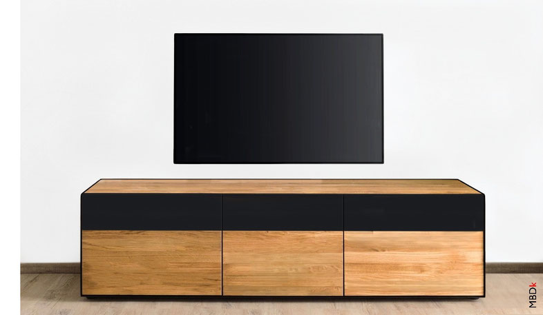 L'Atelier Métal Bois Deko réalise sur mesure un vaste choix de modèles de meubles télé dans un large pannel de styles et de matières