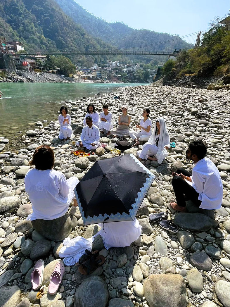 Morning Pooja by Narayan Guruji