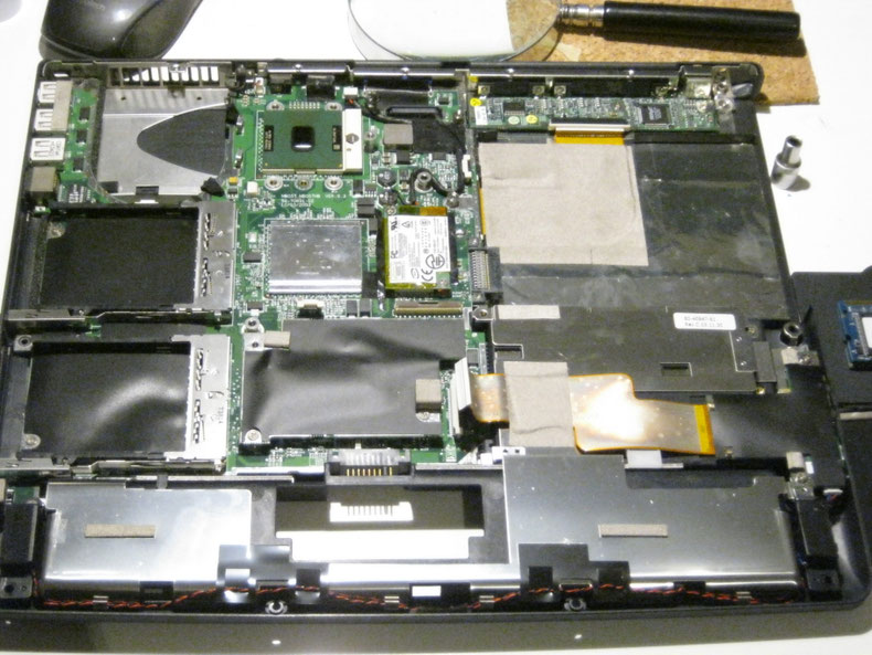 Laptop defekte Bios Batterie, Berlin