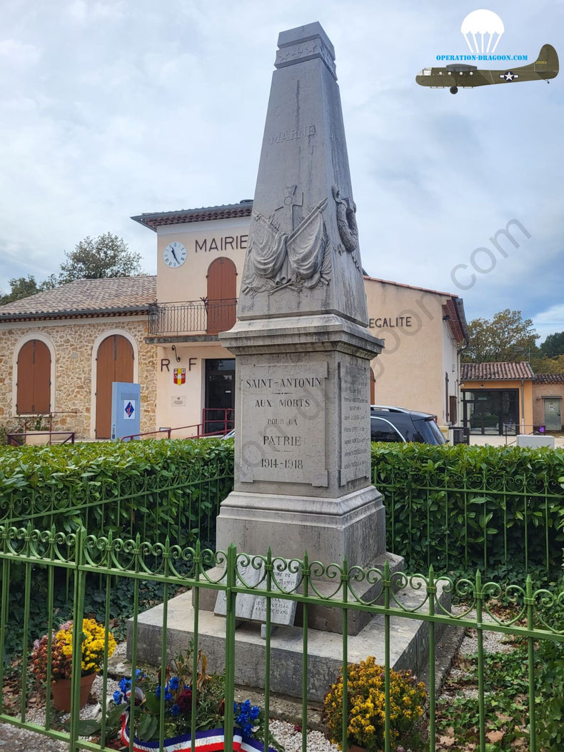 Monument aux Morts de saint Antonin du Var