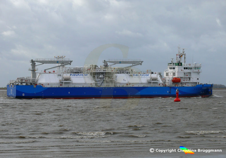 LNG Bunker-Tanker KAIROS; Elbe 09.02.2019