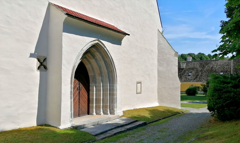 Das Tor, durch das Pfarrer Anton Stromaier mit seinen Schäfchen von den Protestanten der Stadt in die Kirche zurückgetrieben wurde