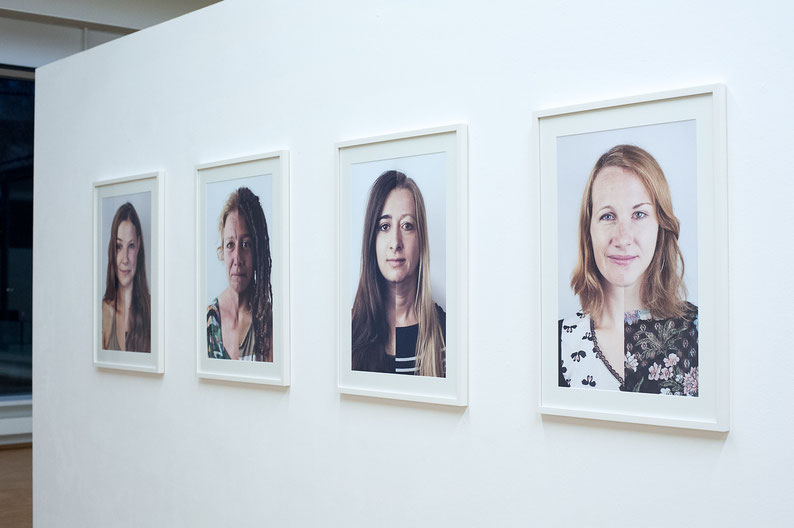 Ausstellungsansicht "DNA-PORTRAITS"