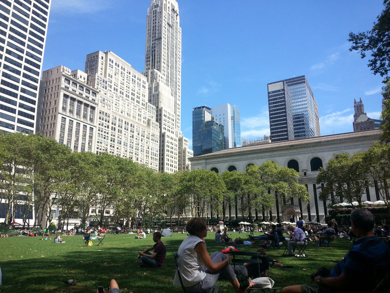 Relaxing at Bryant Park (yoga classes), New York