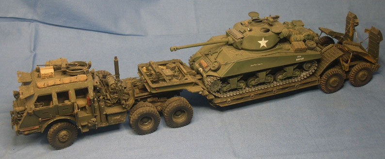 Panzertransporter M25 M26 Dragon Wagon mit Sherman M4 A3 der US Armee Weltkrieg worldwar