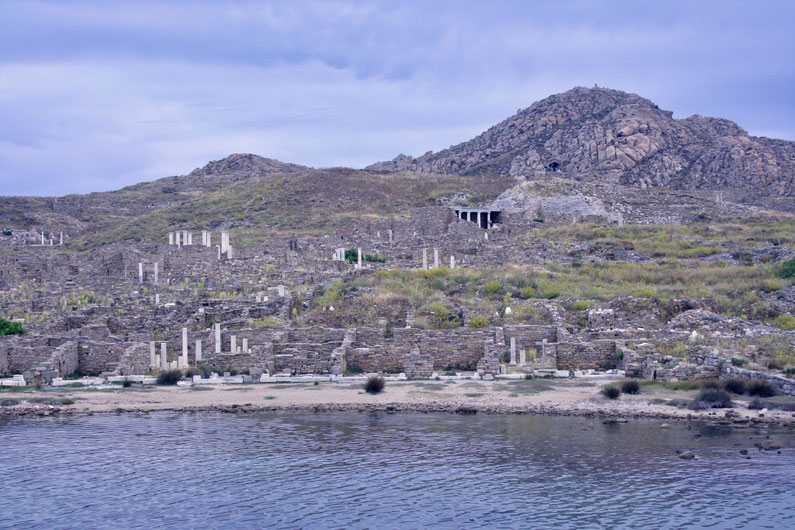 Travel Guide Delos UNESCO island ofpenguinsandelephants of penguins & elephants Greece ancient