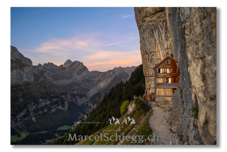 Gasthaus-Aescher, Leinwandbild-Aescher, Berggasthaus Aescher, Wildkirchli, Alpstein