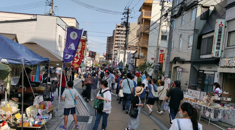 盛岡市　材木町　よ市