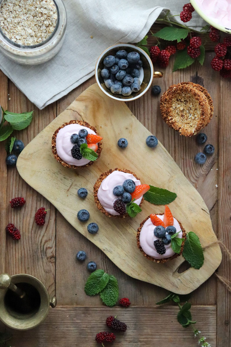 Granola Cups mit Joghurt