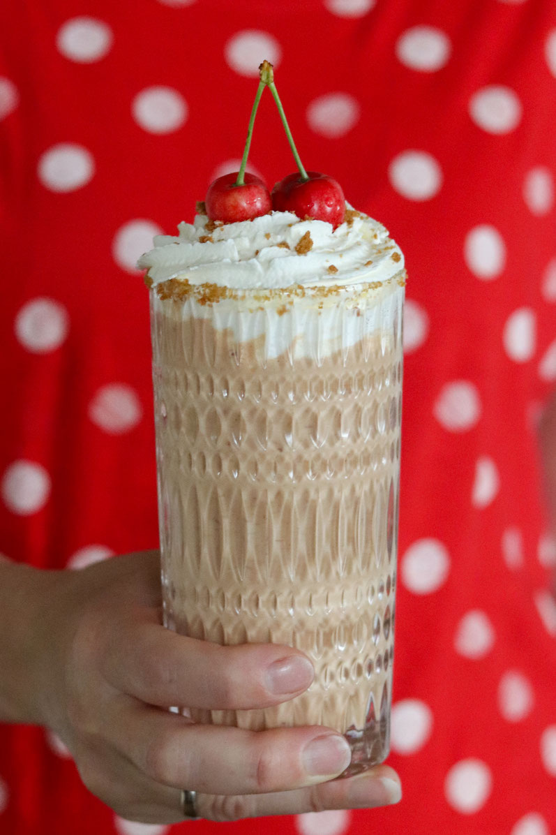 Cherry Cheesecake Shake