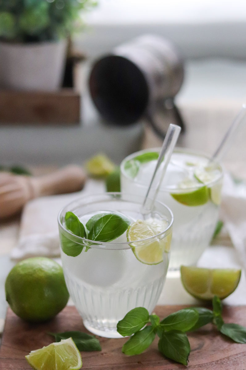 Limetten Basilkium Sirup