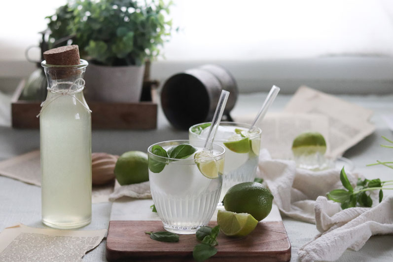 Limetten Basilkum Sirup