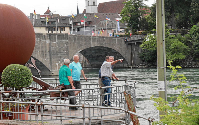 Für Raucher: Fumoir am Rhein mit grandioser Aussicht