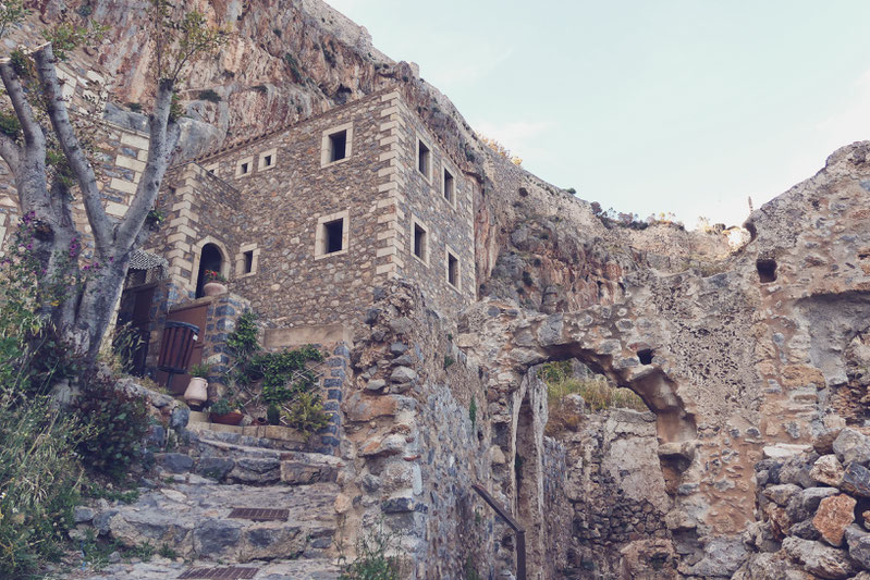 bigousteppes grèce péloponnèse monemvasia village pierre