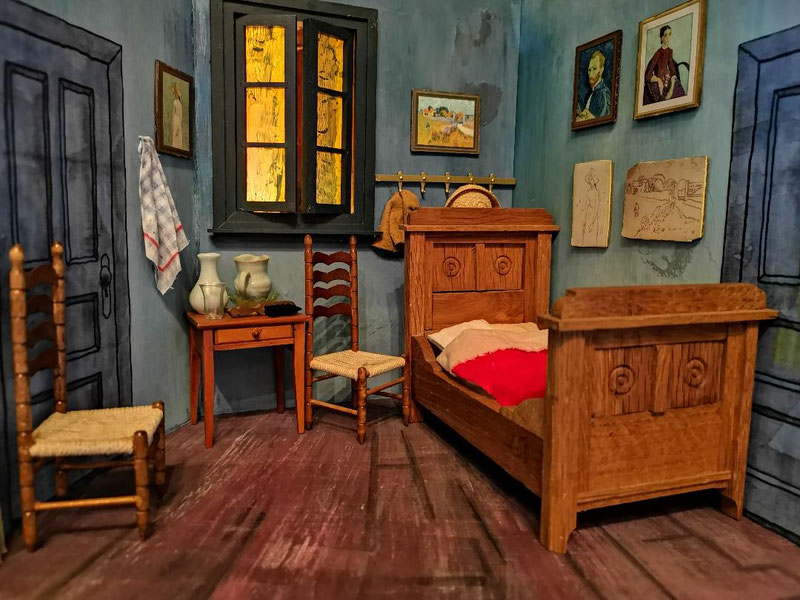 Van Gogh Schlafzimmer als Puppenhaus