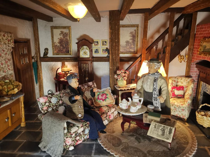 Miss Marple Puppenhaus