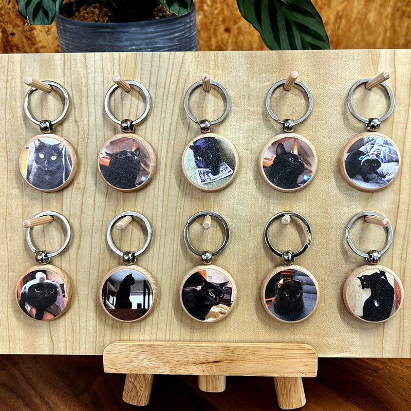 もちろんニャンコのWoodチャームも製作できます。