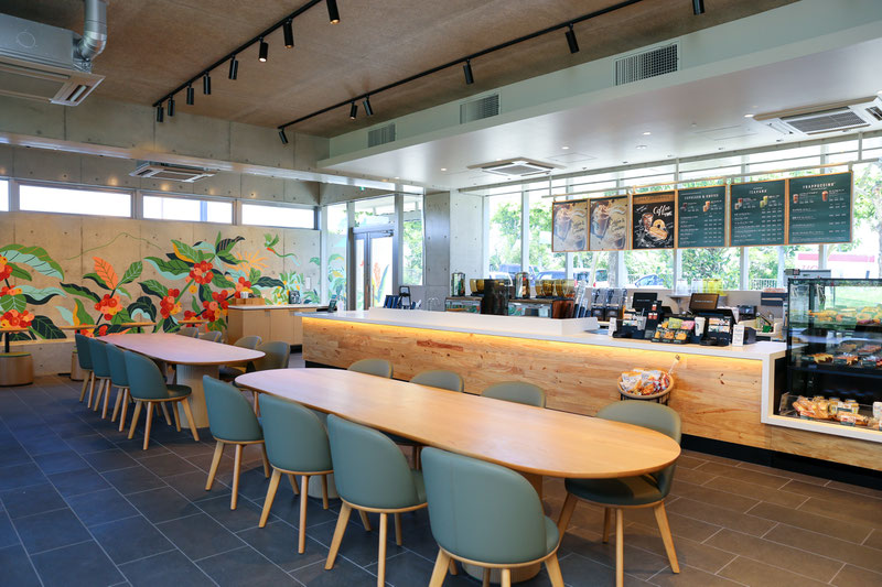 「スターバックス コーヒー 那覇鏡原店」店内4